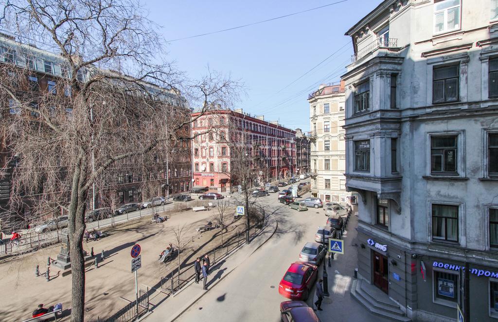 Superhostel On Pushkinskaya 14 Saint Petersburg Exterior photo